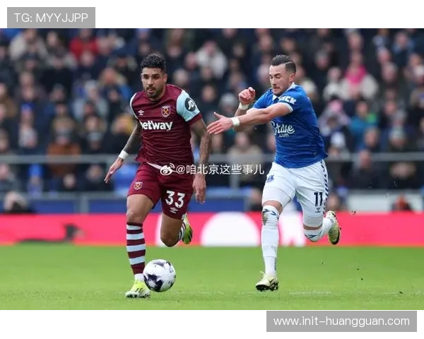 西汉姆联逆转胜纽卡斯尔,绍切克补时进球锁定胜局 西汉姆联逆转胜纽卡斯尔,绍切克补时进球锁定胜局