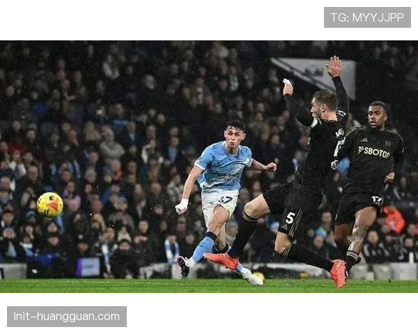 续约进展：曼城加速与福登的续约谈判，欧冠出色表现是关键推动力